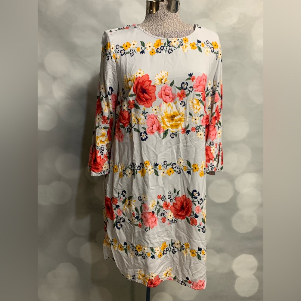 Old‎ Navy Floral Dress